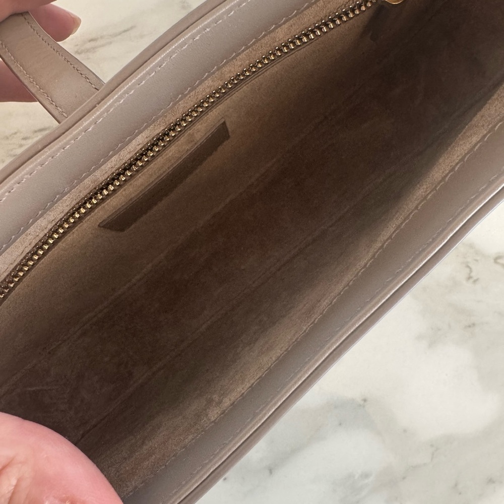 YSL Le 5 à 7 Hobo Bag – Taupe Smooth Leather with Gold Hardware - Picture 3 of 4